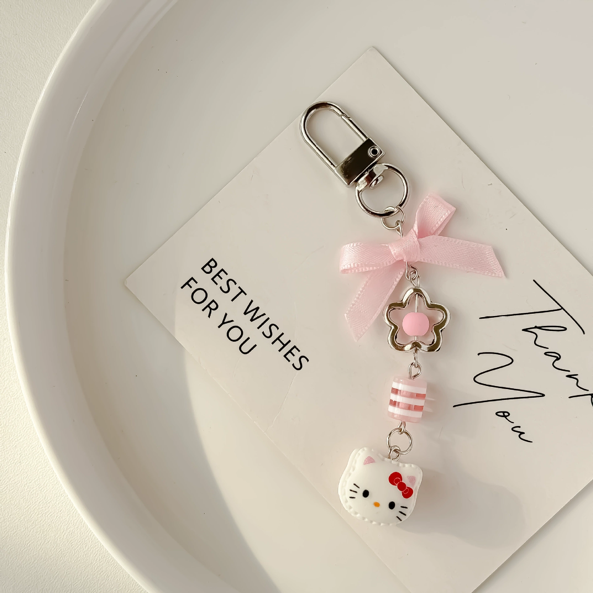 Брелок для сумки и телефона (Hello Kitty) с бантом, ремешок, 13×2,5×1 см, 6 г