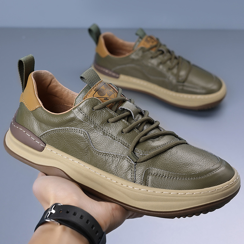 Piel de vaca de primera capa primavera nuevos zapatos de cuero casuales para hombres zapatos blancos de suela gruesa zapatos de payaso de moda zapatos de hombre de todo fósforo