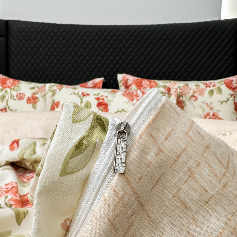 Venta al por mayor de juegos de sábanas de cuatro piezas, fundas de edredón de algodón lavado, juegos de cama y juegos de tres piezas para dormitorio, ideales para dropshipping y transmisión en vivo transfronteriza.