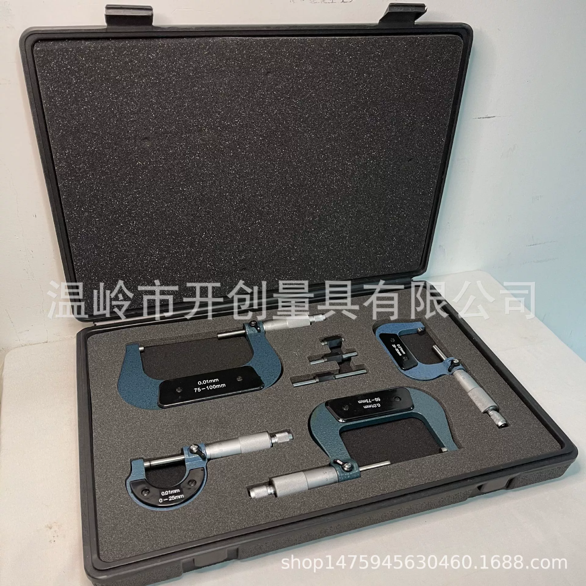 Внешний микрометр Набор из четырех частей Точность 0,01 Высокоточный цифровой дисплей Масштаб Толщиномер Спиральный микрометр промышленного класса