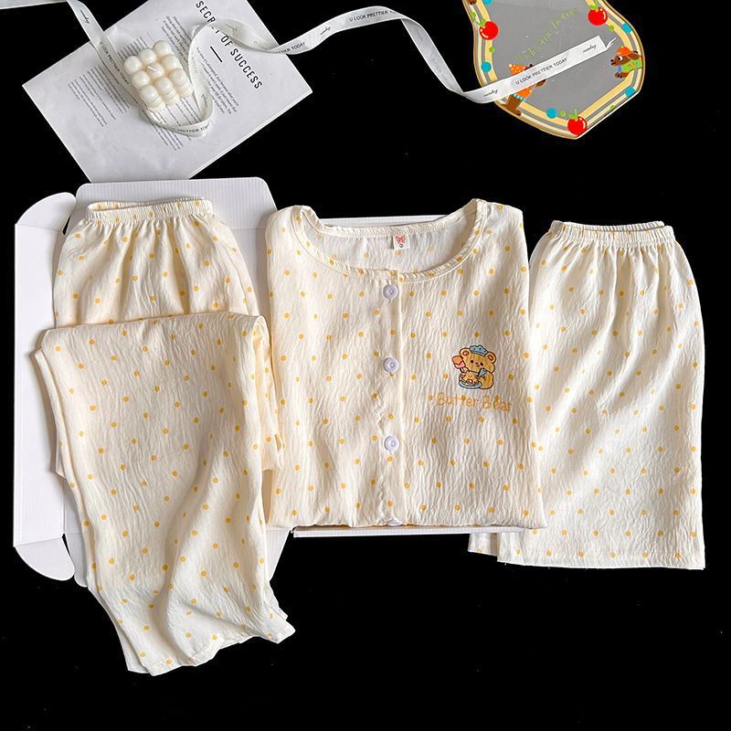 Traje transfronterizo al por mayor de tres piezas pantalones de manga corta pijamas cárdigan de cuello redondo para mujer traje de servicio a domicilio dulce y lindo algodón nube