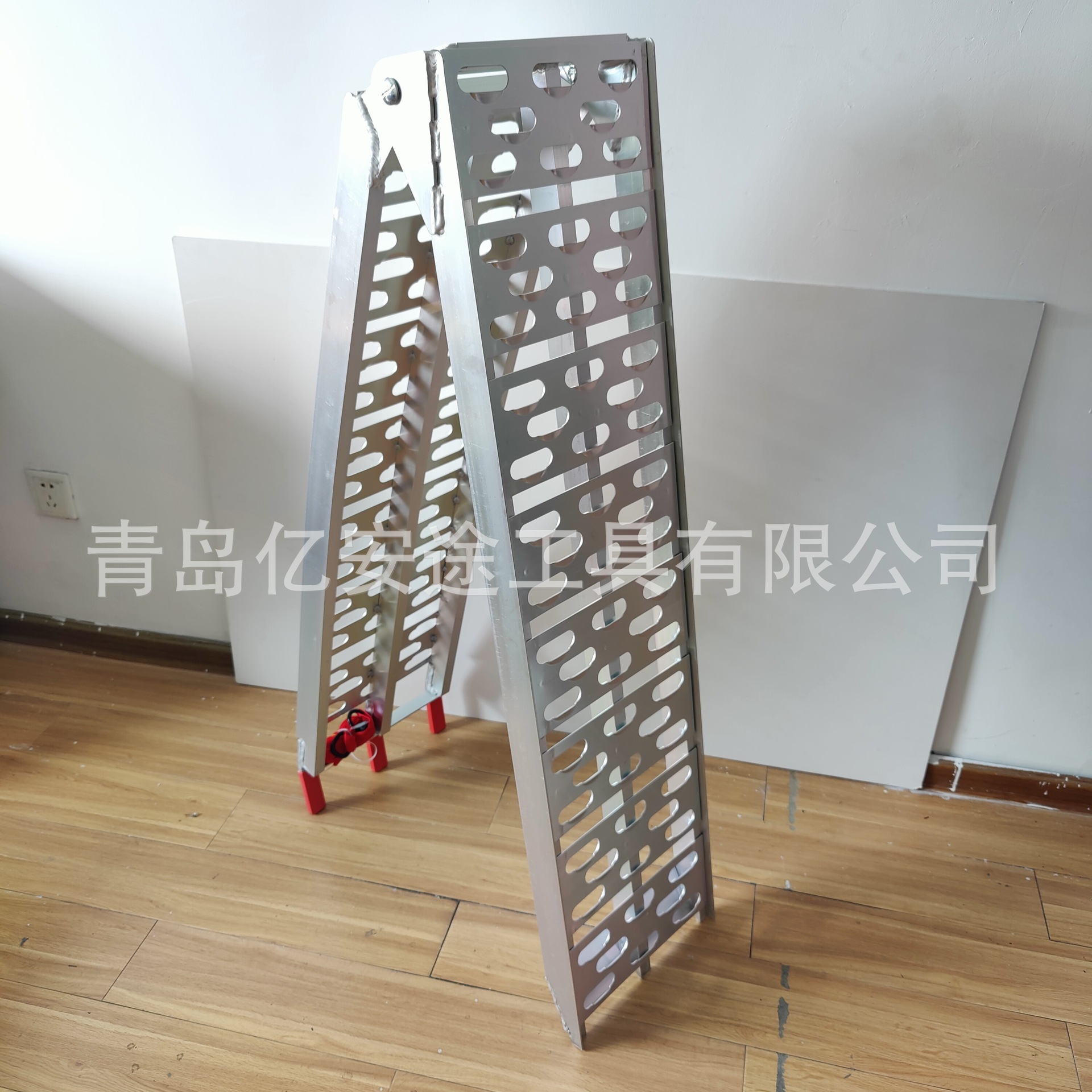 铝坡道RP500  可折叠 便携式 轮椅摩托使用坡道  运载装车坡道