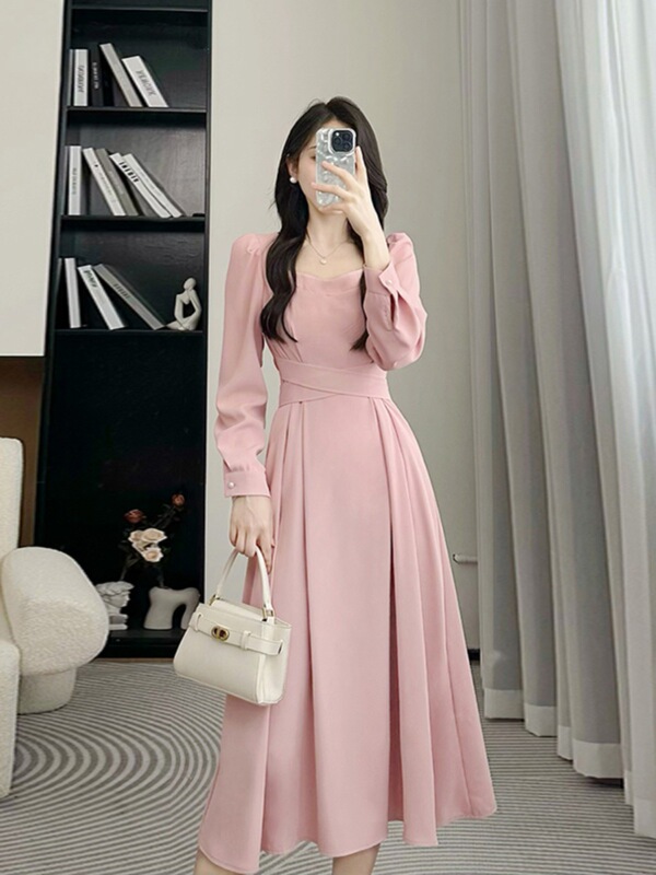 Long-Sleeved Square-Neck 2025 Dress for Women, Slim, Classy, Exquisite, Formal Occasion, Waist-Covering Mid-Length Skirt
