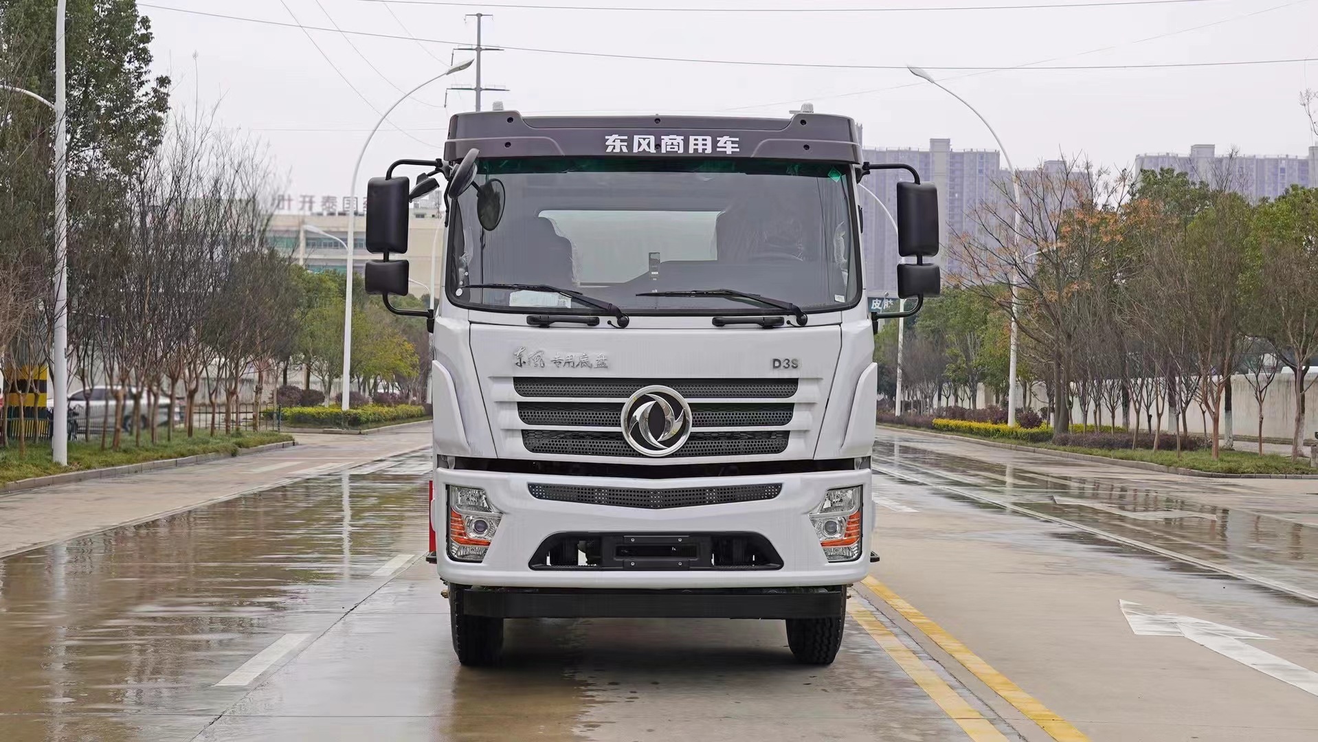 Dongfeng 12-Cubic Meter Sprinkler Truck Manufacturer 15-Ton High-Pressure Water Cannon Sprinkler Truck Agricultural Sanitation and Greening Sprinkler Truck Price
