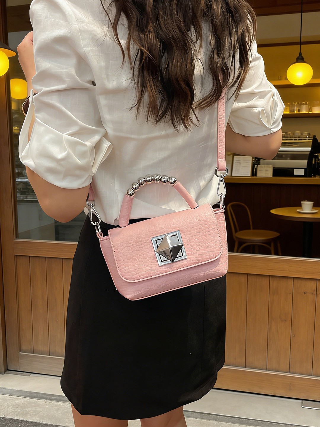 Bolso de mano de moda para mujeres 2026 nuevo estilo universal primavera y verano simple casual estilo coreano alta sensación mochila