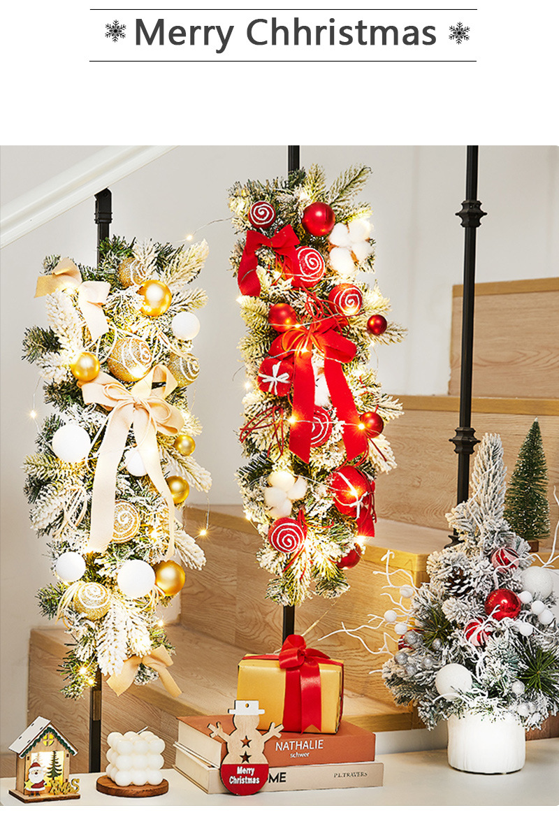 Rattan Bow Decoration