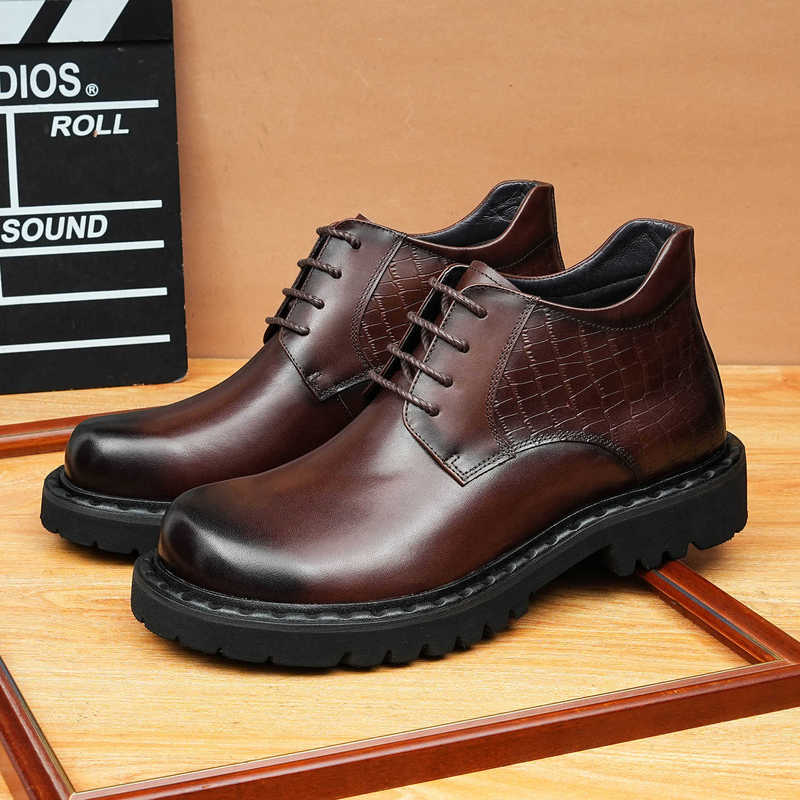 High-End Genuine Leather Boots for Men, Thick-Soled, Versatile, Trendy Round-Toe Boots, British Crocodile Pattern Stitching Boots
