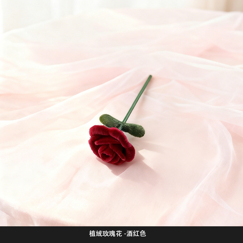 王子の小さい置物の狐のケーキdiyは永遠の花を飾って粒のデスクトップの車の樹脂のかわいい手の置物を萌えます。