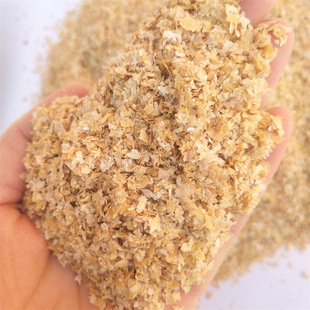 Производители оптовых брутов пшеницы пшеницы обнажают грибные посадки курицы, утки и гусиного корма для пшеничных отруби, большую цену и отличную цену