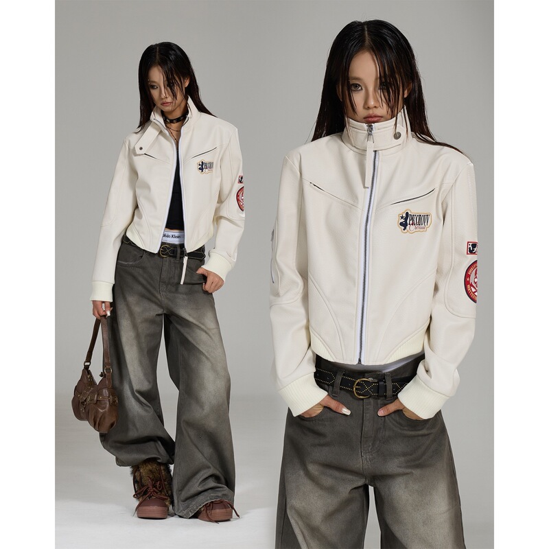 KOIISLE American-style badge stand-up collar biker leather jacket for women, autumn trendy high street casual short jacket