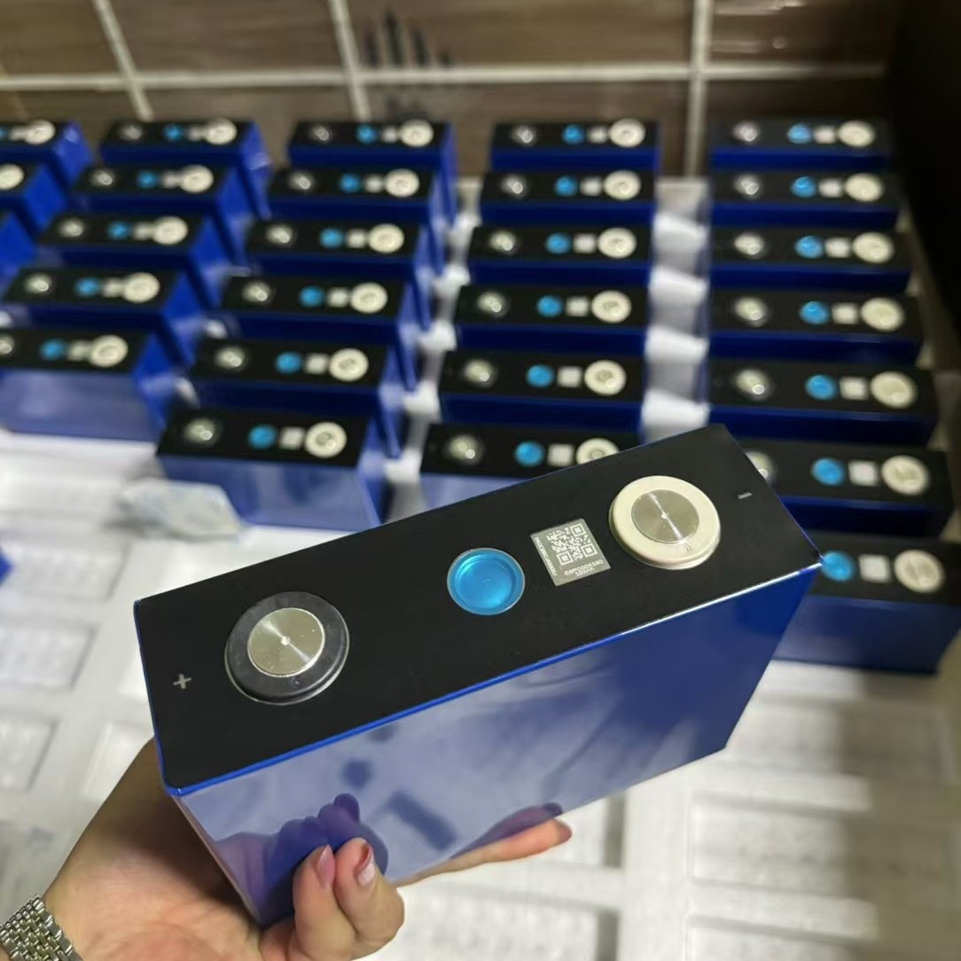 跨境货源EVE亿纬100ah方形磷酸铁锂电池3.2V储能电源大单体厂家