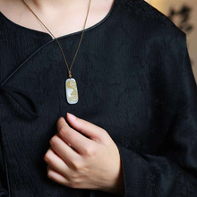 ��ʯ�������Ȼ�½������������������ɫ�������µ�����Ů���