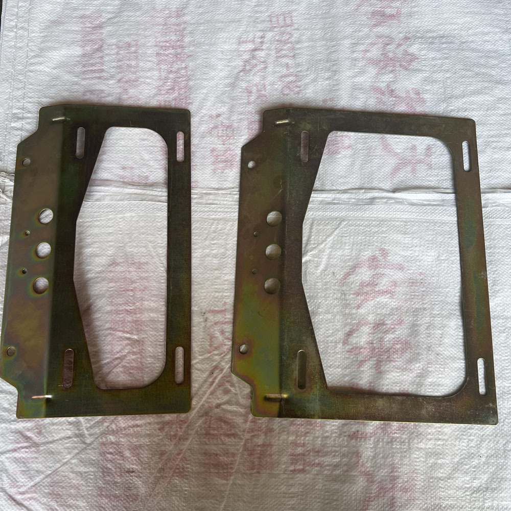 Road clearance vehicle license plate frame, dedicated license plate holder for road rescue vehicles, license plate bracket for engineering vehicles