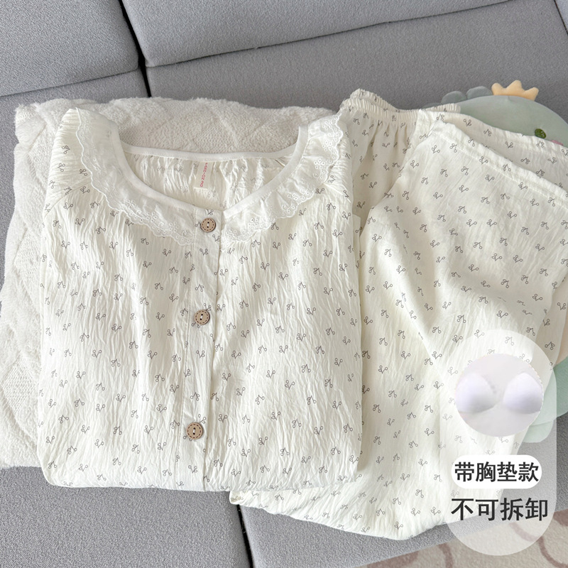 Women's cloud-patterned cotton gauze pajamas with chest pads, 2026 new model, sweet cherry long-sleeve home wear for spring, autumn, and summer