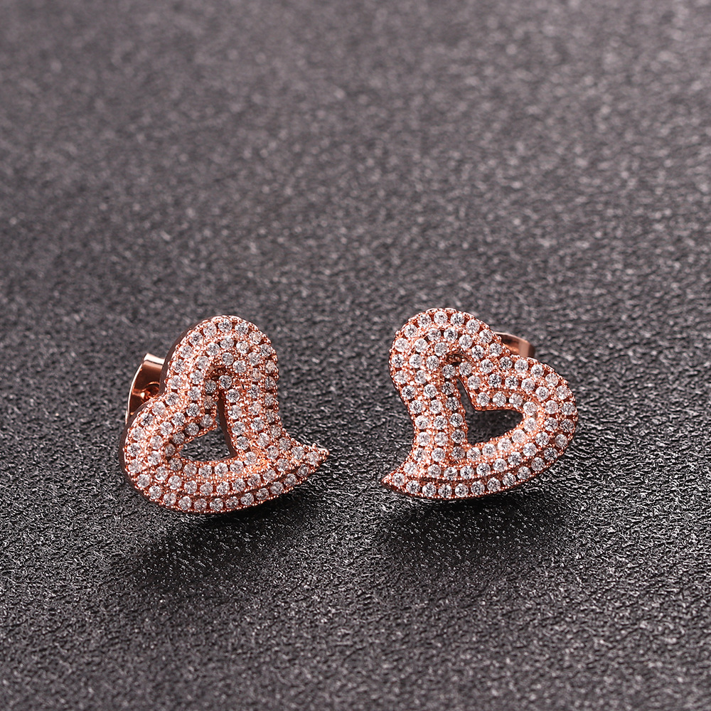 Hip-Hop Heart Shape Copper Plating Zircon Ear Studs 1 Pair