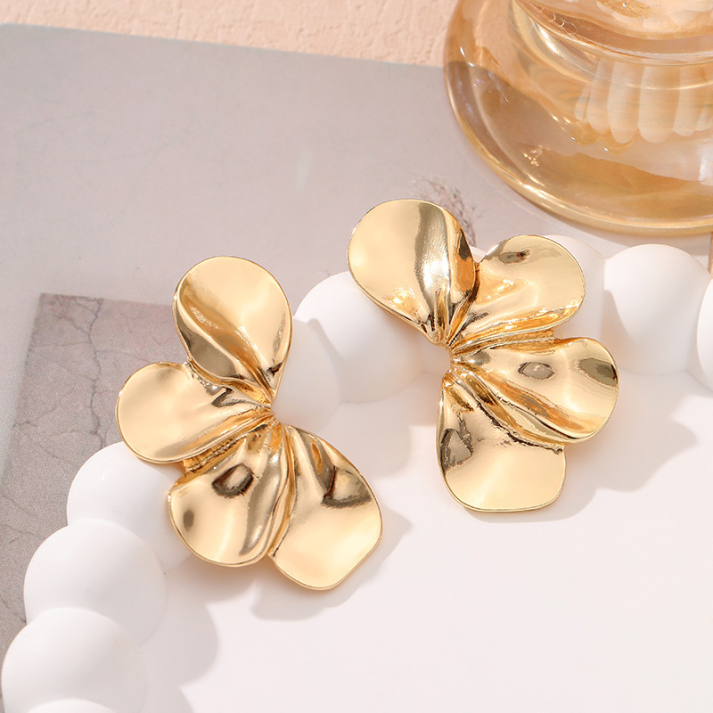 1 Pair Vacation Simple Style Flower Plating Alloy Ear Studs display picture 8