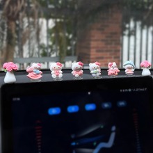 可爱凯蒂猫KT猫车载摆件汽车电动车小摆件车内饰品汽车中控台装饰