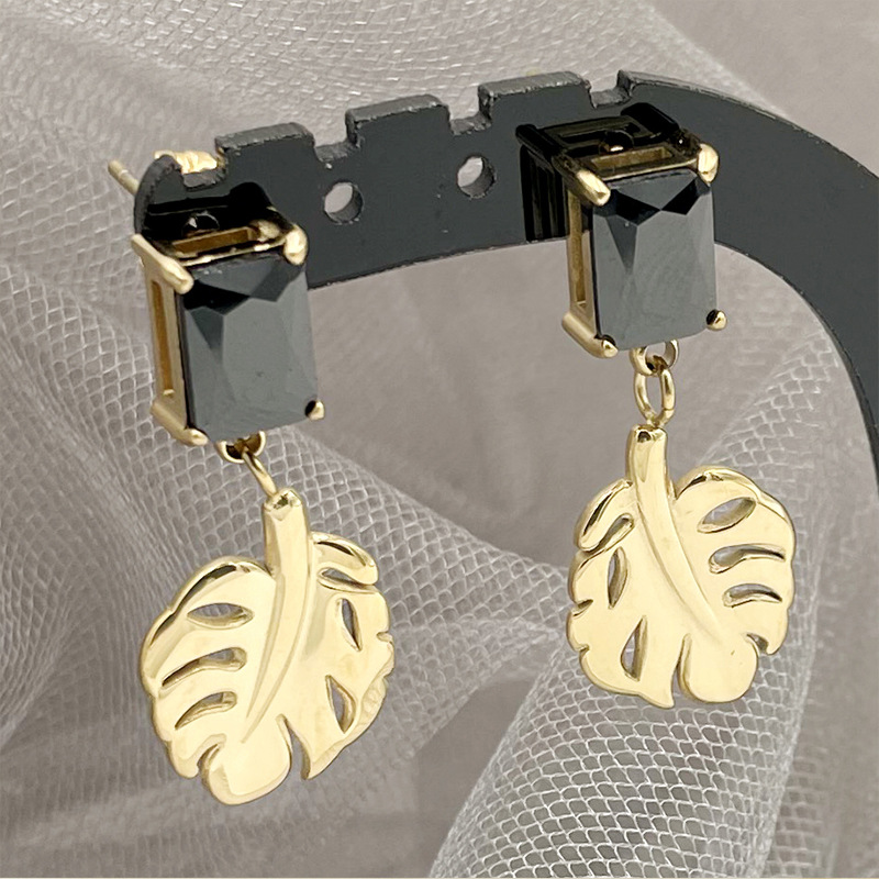 Fashion Leaf Stainless Steel Plating Zircon Drop Earrings 1 Pair display picture 6