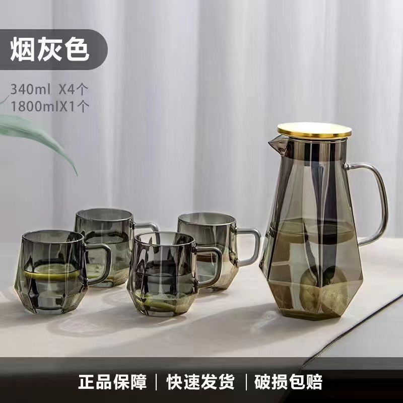 冷たい水筒感ガラスコップ家庭用セットリビングルームの冷たい水筒コップ棚の軽い贅沢源工場の卸売り|undefined