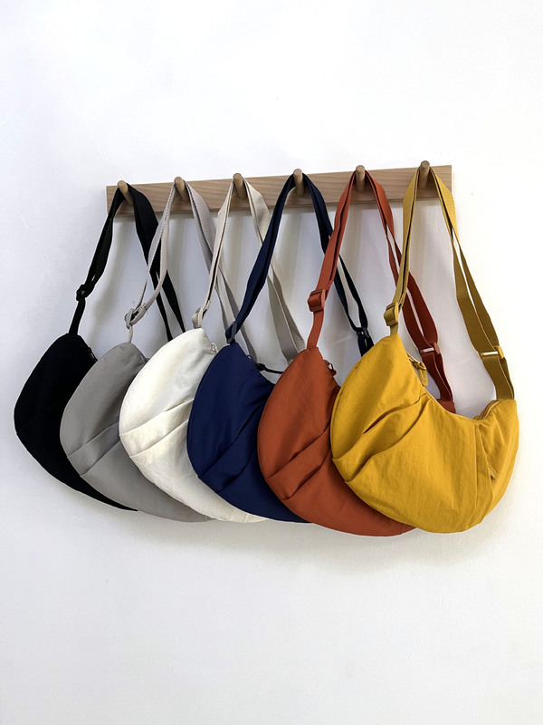 2025 New Dumpling Bag Women's Bag Lulu Japanese Style Pure Color Simple Shoulder Bag Lightweight Cloth Bag Large Capacity Crossbody Bag