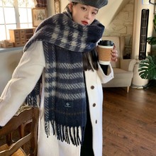 韩系2025新款高级感仿羊绒围巾女冬季格子披肩马海毛加厚保暖围脖