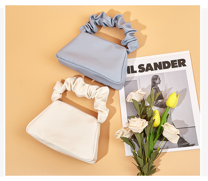 Fashion Style Square Shape Women's All Seasons Pvc Solid Color Fashion Square Shoulder Bag