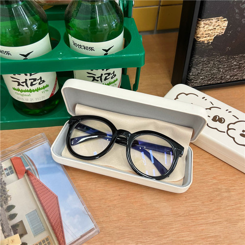 Original model!  Ins style cute bear glasses case cream portable anti-pressure glasses storage box couple model