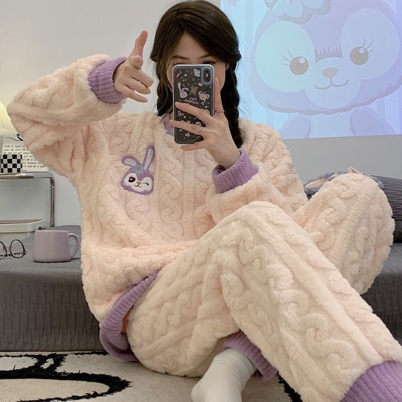 Popular Sweet and Cute Cartoon Flannel Pajamas for Women in Autumn and Winter Fleece-Lined and Thickeneded Long-Sleeved Warm Home Clothes Two-Piece Set