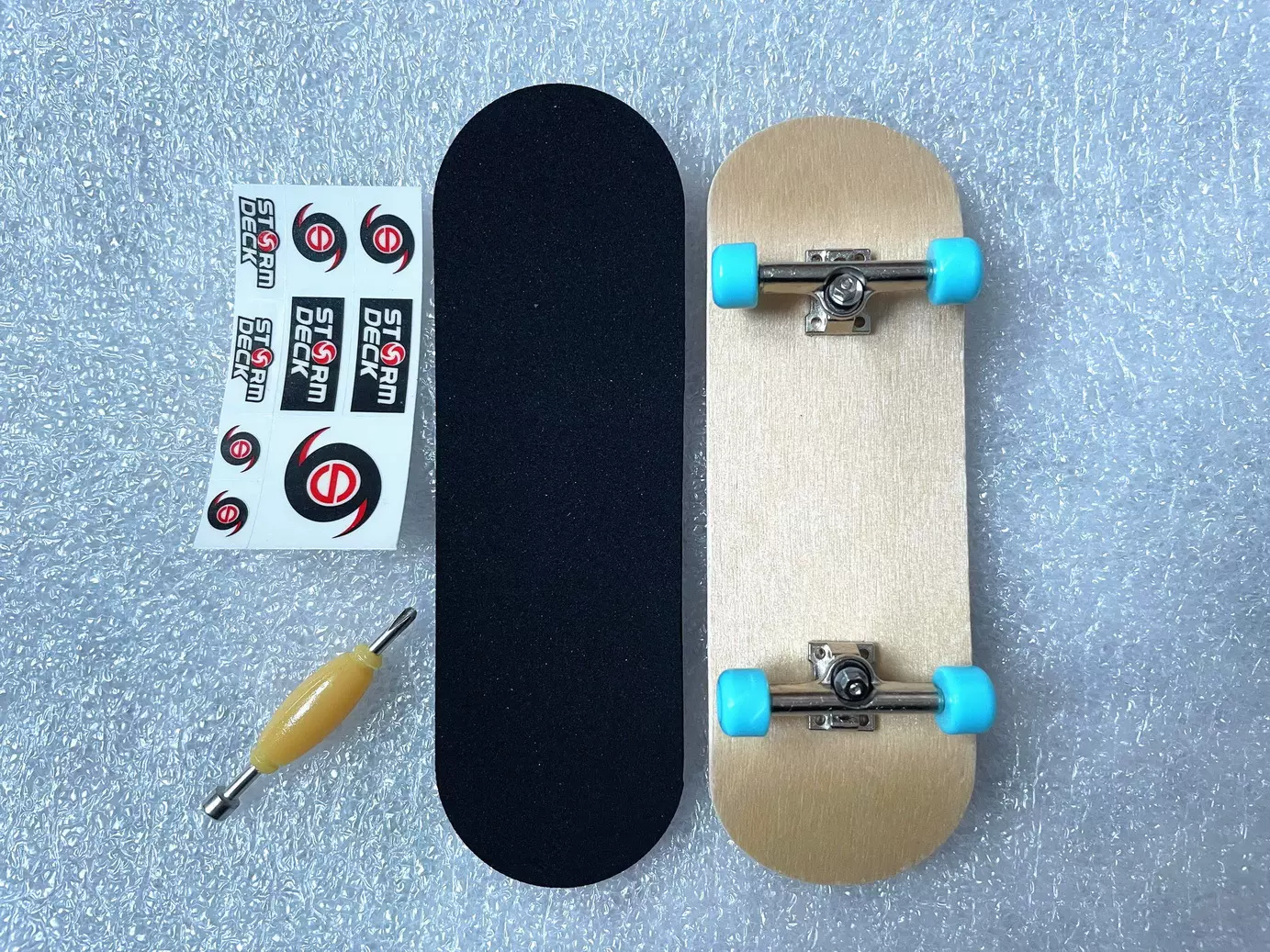 手指滑板专业级带轴承轮5层宽板面指尖滑板双翘滑板车风禾活力板