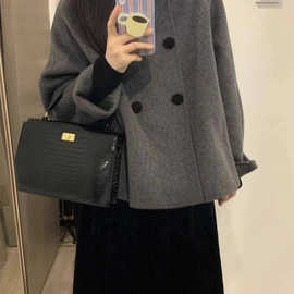 灰色短款呢子大衣女秋冬娃娃领复古加厚小个子韩系赫本风毛呢外套