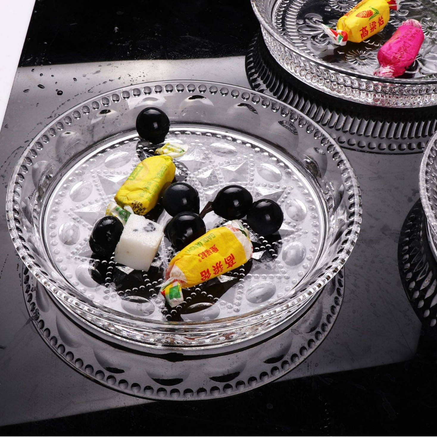 다이아몬드 그리드 과일 접시