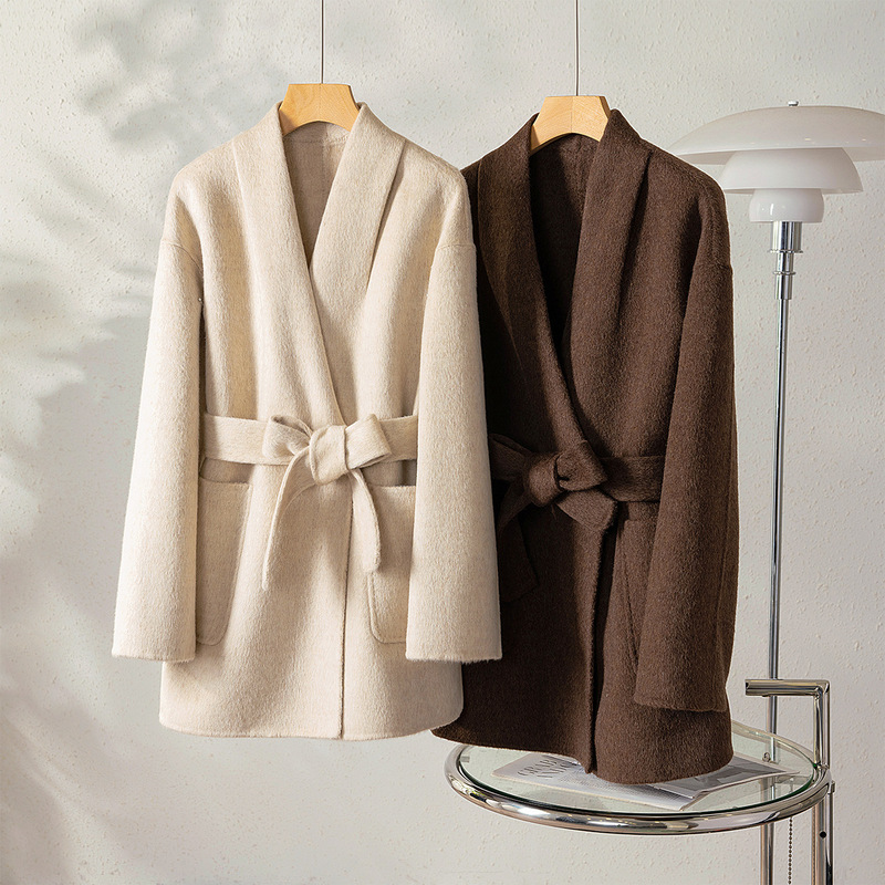 Endi Wool Coat for Women, 2026 Winter New Double-Sided Wool, High-End Feel, Waist-Cinching Camel Wool Coat for Petite Sizes