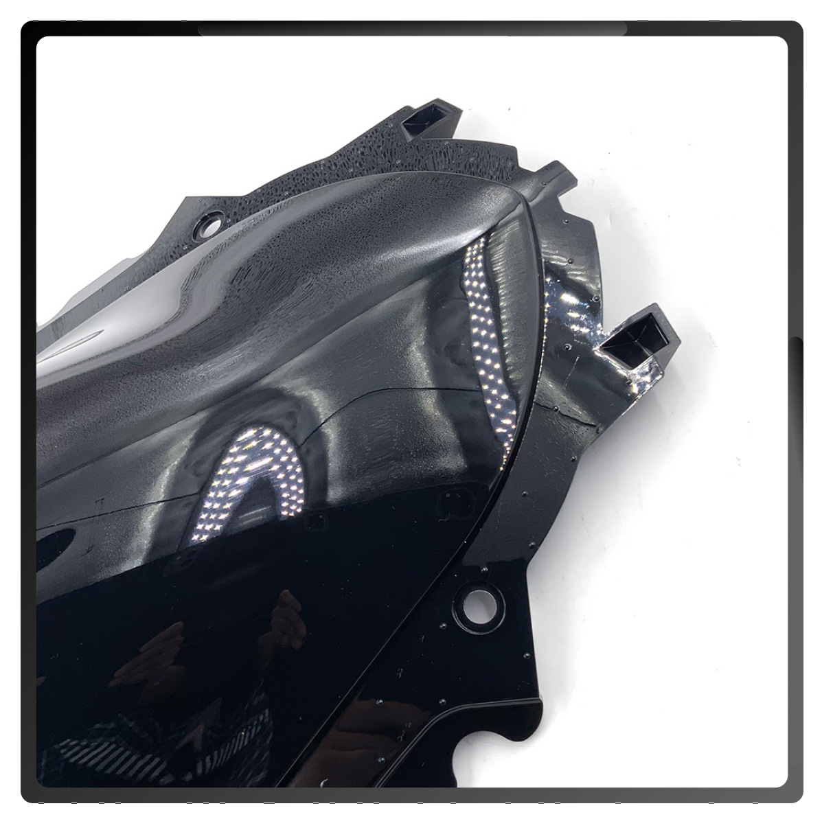 Suitable for Yamaha Yamaha R3 R25 19-23 Motorcycle Front Windshield Competition Front Windshield