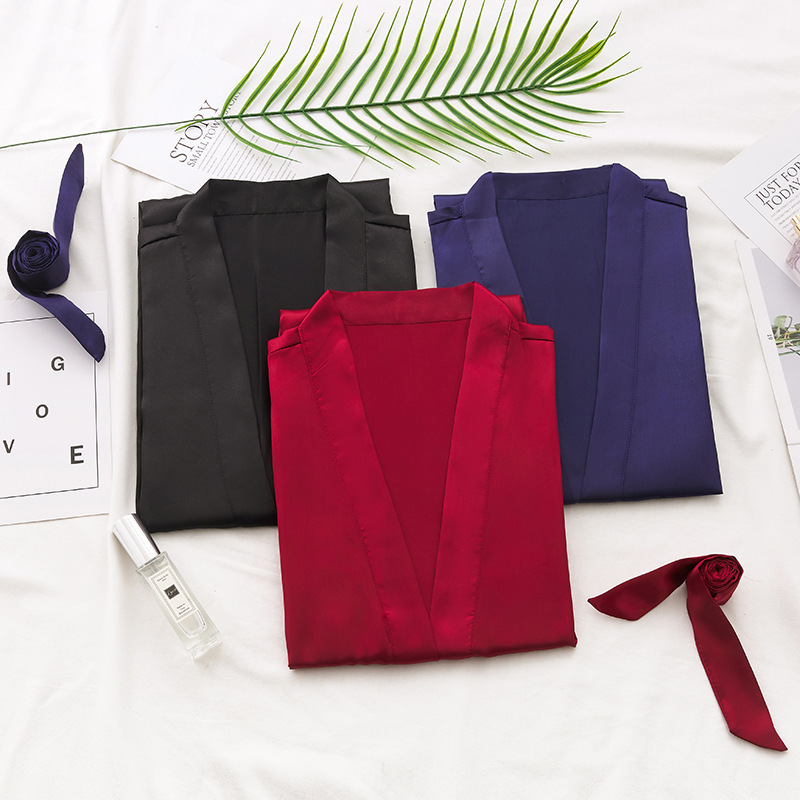 Bridal Dressing Gown, Bathrobe, Bridesmaid Group Wedding Pajamas, Spring and Autumn Imitation Silk Women's Ice Silk Thin Nightgown Wholesale Luxury