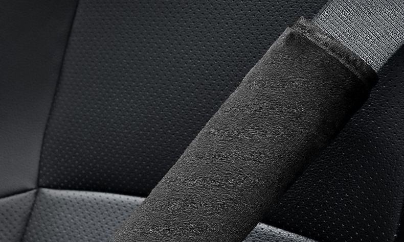 Seatbelt shoulder pad protector for car use, anti-chafing and anti-pressure, soft and comfortable canvas shoulder pad