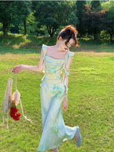 吃绿色菜【玫瑰氧气】法式油画风荡领连衣裙女夏季缎面设计感裙云