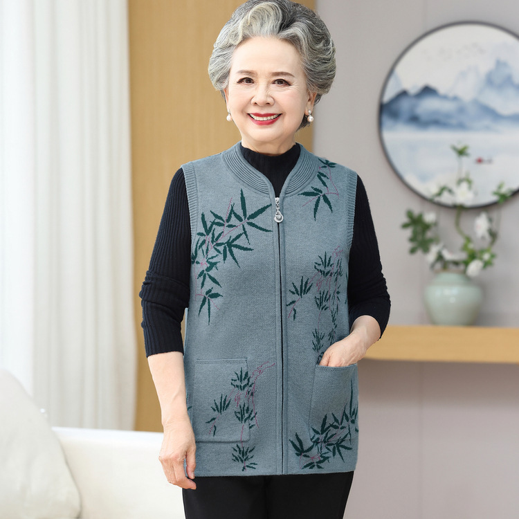 Middle-aged and elderly waistcoat grandmother's dress autumn waistcoat mother's knitted vest for the elderly spring and autumn wear waistcoat foreign style waistcoat