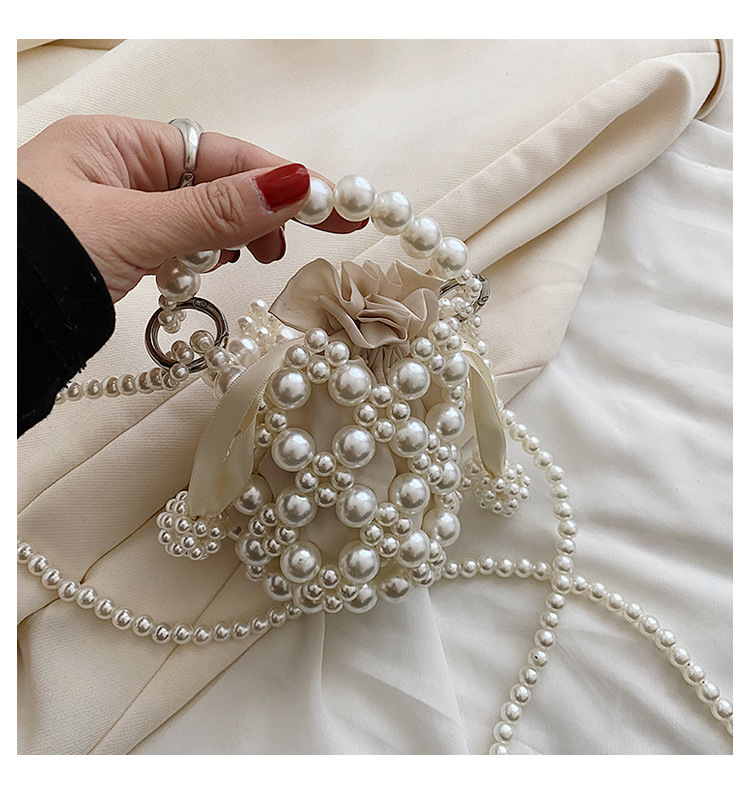 Solid Color Pvc Pearl Pull-belt Bucket Type White Handbags display picture 1