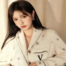 �¿�S�����Ӻ��m�q�ﶬ����Ůʿ˯�±�ů�Ҿӷ����b