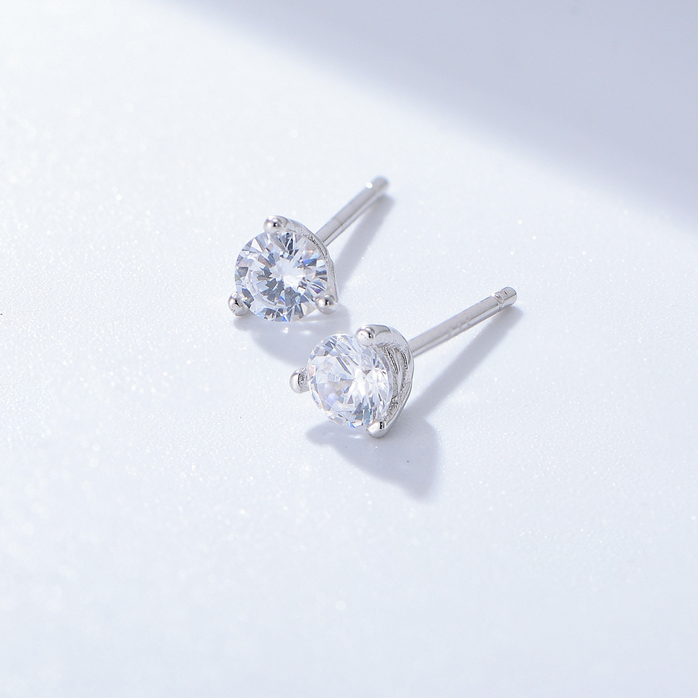 Peishang S925 Pendientes redondos de circonita de tres garras de plata esterlina Pendientes mini simples de moda para mujer Pendientes pequeños
