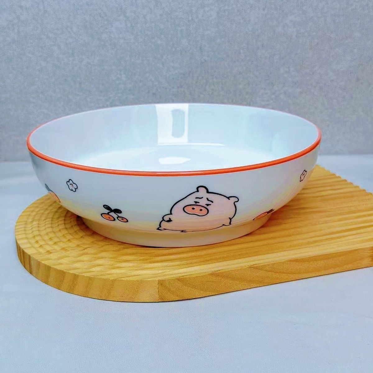 귀여운 아기 돼지