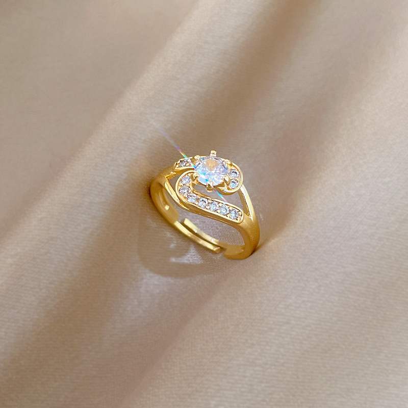 Adjustable Full Diamond Designer Ring For Couples Personalized_voghion.com
