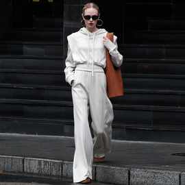 秋季感运动服套装女气质宽松假两件连帽卫衣时尚阔腿裤两件套