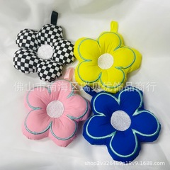 新しいファッション刺繍綿花ストラップは潮包潮服のかばんを飾って心を押さえた花ストラップを飾っている
