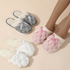クロスボーダーの現物の毛のスリッパの女性秋冬のカップルの家庭用室内保温滑り止めの綿毛のスリッパ