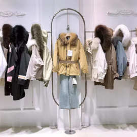 2025偶姿派克服冬装可拆卸兔毛内胆狐狸毛领皮草品牌折扣直播批发