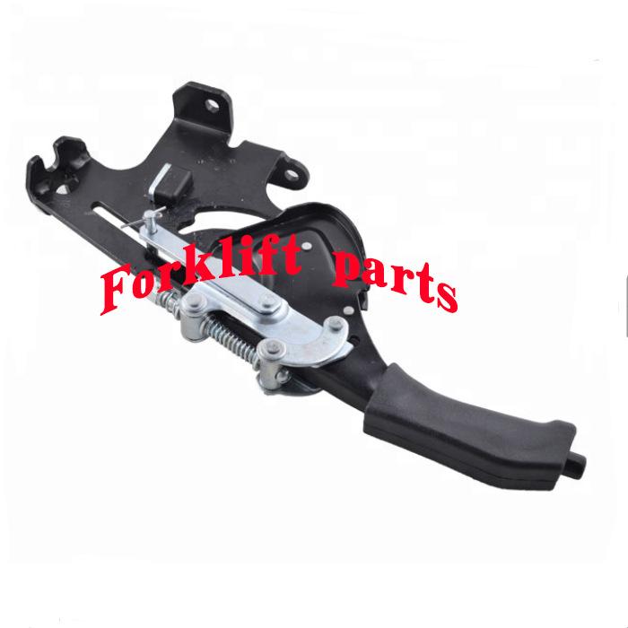 丰田电动叉车配件8FB10/20/30手刹总成手刹拉柄46102-13132-71优
