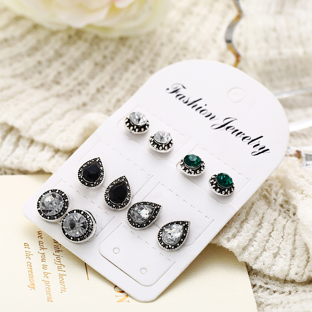 Simple Style Water Droplets Metal Plating Rhinestones Ear Studs 1 Set
