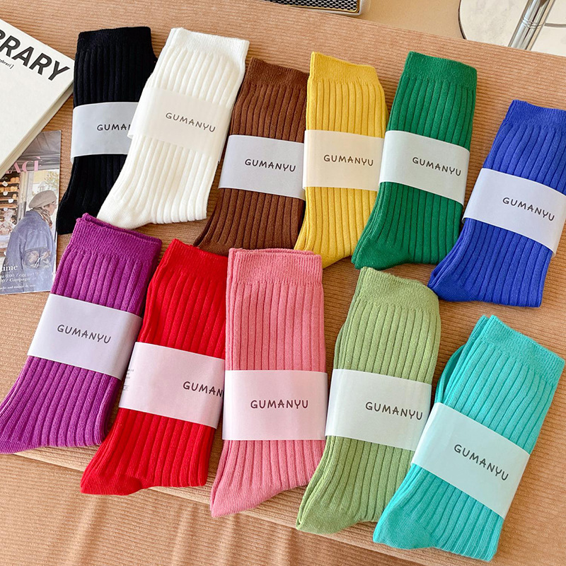 Otoño e invierno calcetines de algodón de color sólido calcetines de pila de color caramelo a rayas de las mujeres INS de moda de doble aguja calcetines de mujer de estilo universitario japonés