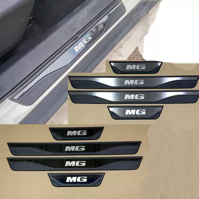 Suitable for Mg Universal Welcome Pedal Modification Plastic Threshold Anti-Scratch Pedal in Glossy Black, Silver Brushed, and Carbon Fiber (Other Automotive Exterior Supplies)